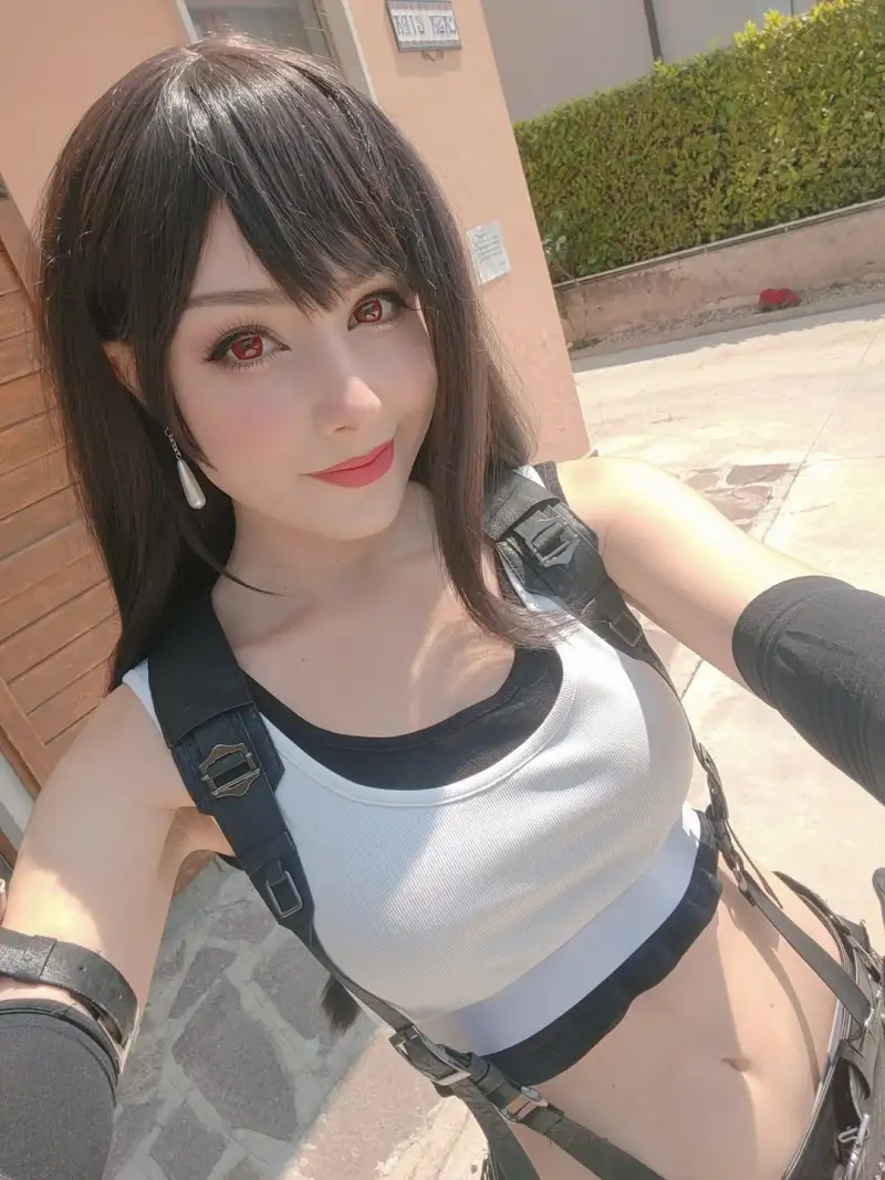 斗球体育官方入口-阿狸cos：这套阿狸连招怎么说，兄弟们